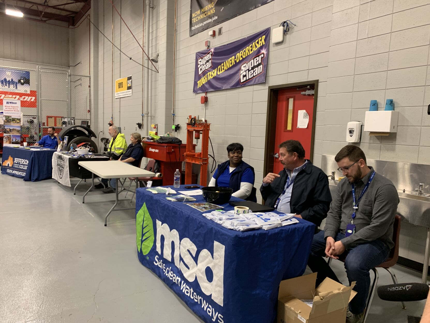 SKILLED TRADES JOB FAIR - FAIRDALE HIGH SCHOOL - 11-3-2023 (7).JPG